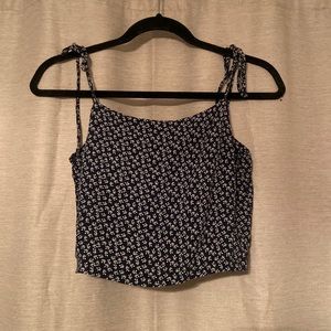 Brandy Melville Crop Floral Top✨